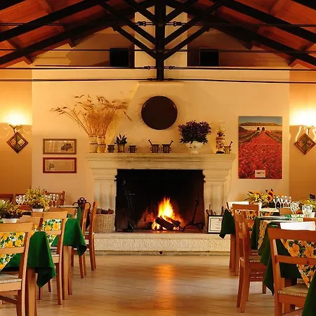 L'orto Di Lucania Farmház Montescaglioso